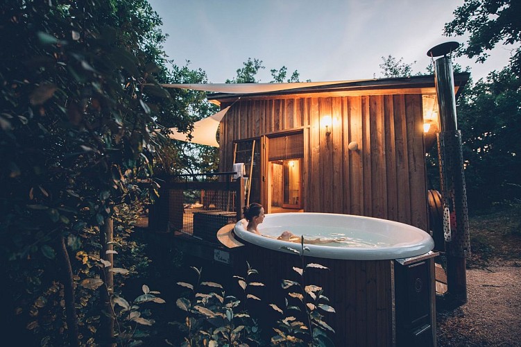 Pella Roca, Cabane & Spa en Quercy