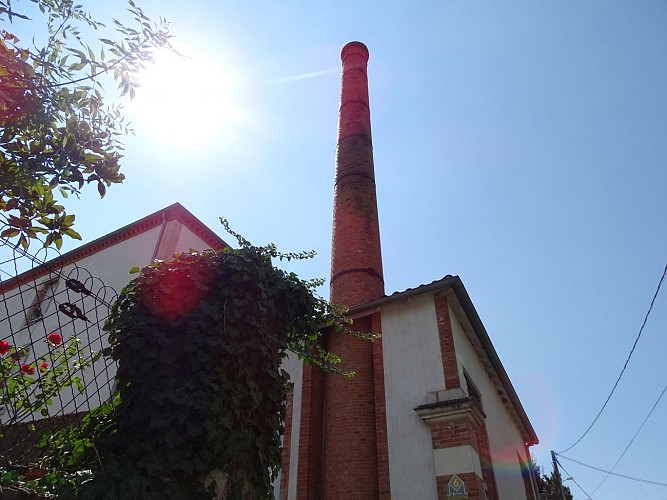 Septfonds, bastide de pierre et de paille