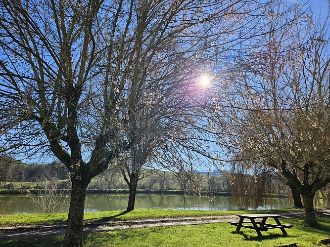 Mirabel, entre coteaux et vergers