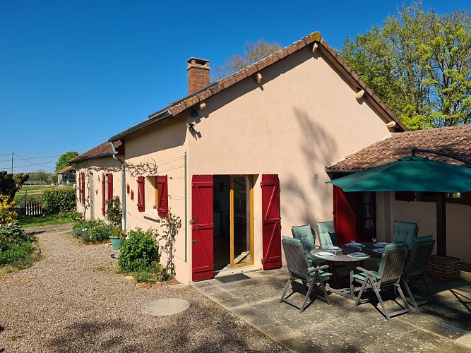 Gîte charolais MONT-ET-MARRE - Exterieur1
