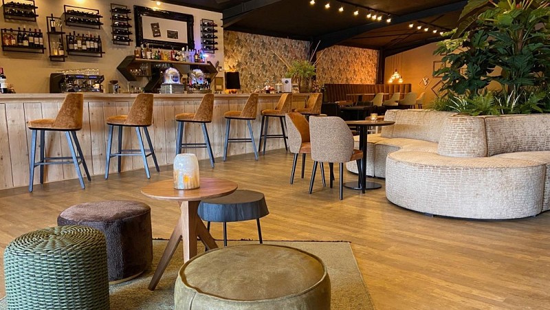 salle ©coffee bar la monarde