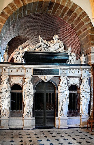 EGLISE SAINT-THOMAS DE CANTORBERY