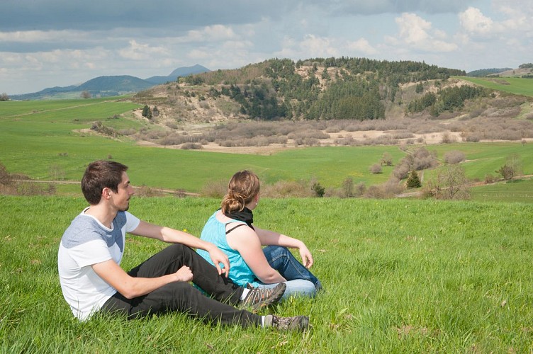 Randonnée volcanique à la journée du plateau des Dômes au puy de Combegrasse
