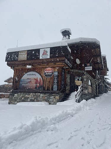 SPORT 2000 skishop Montchavin