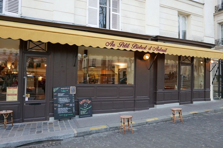 Au Petit Bistrot d'Auteuil 01 42 30 56 27