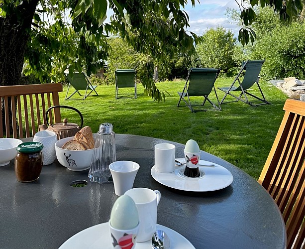 petit-dejeuner-au-calme_gîtes de la Baie d'Honfleur