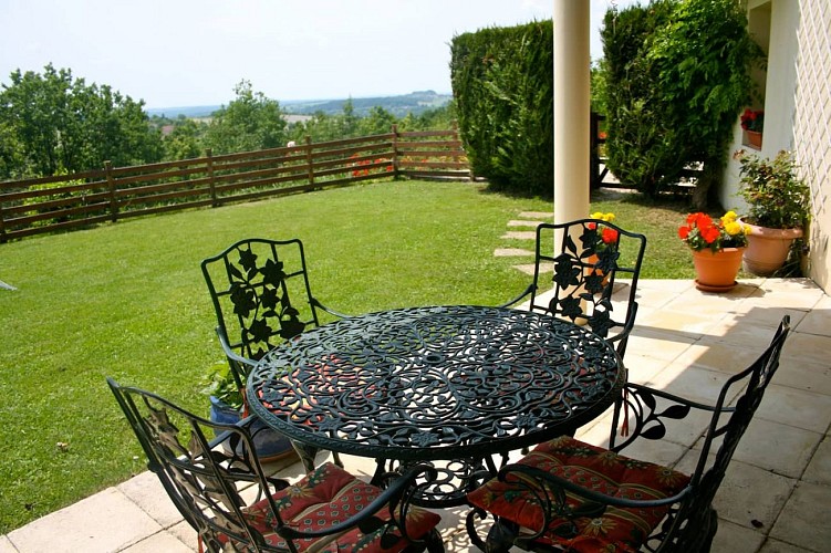 Hide Away & Sunflower