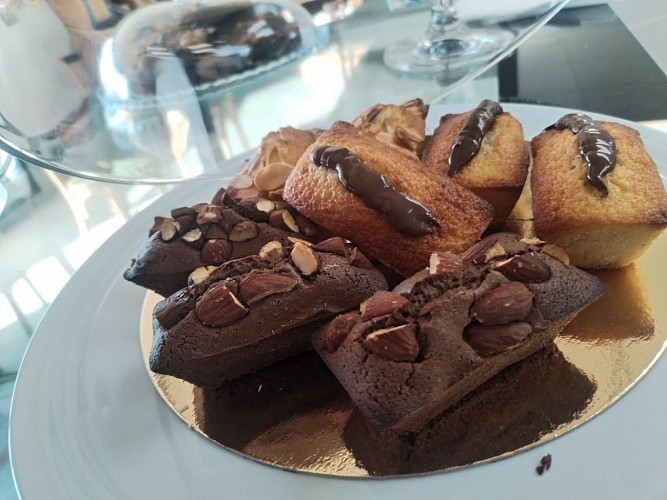 les-delices-de-thomas-bolleville-restauration (4) (1)