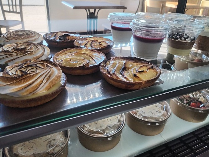 les-delices-de-thomas-bolleville-restauration