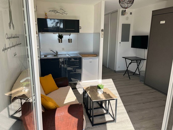 JOLI STUDIO 2 PERSONNES VUE SUR MER