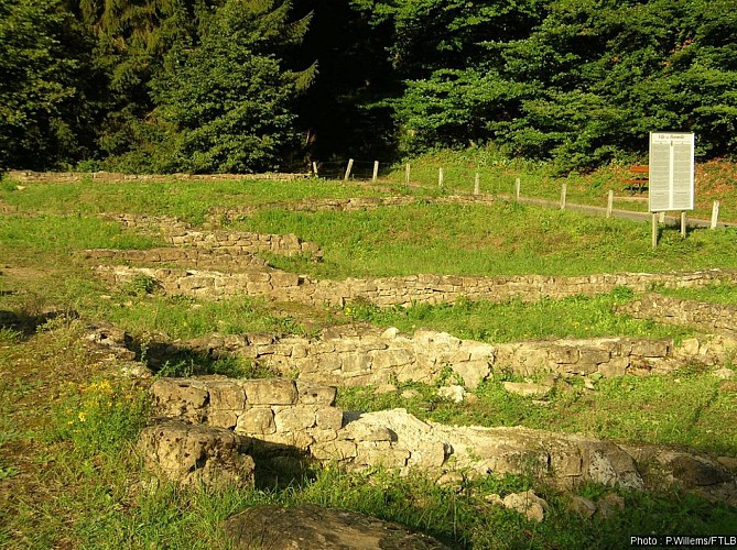 Bistrot de terroir et site gallo-romain de Chameleux