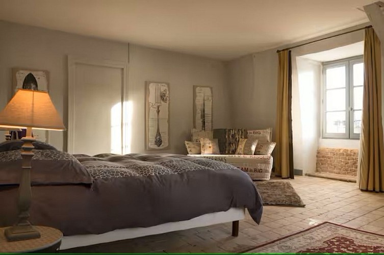 3-vieux-palais-chambre3