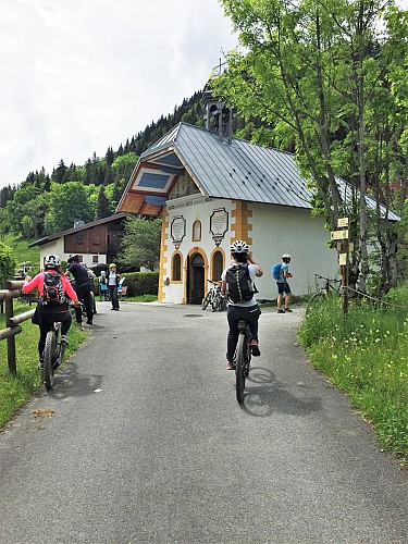 Looped stories: get around, there's everything to see! Electric mountain bike, Cordon- St Gervais in 2 days