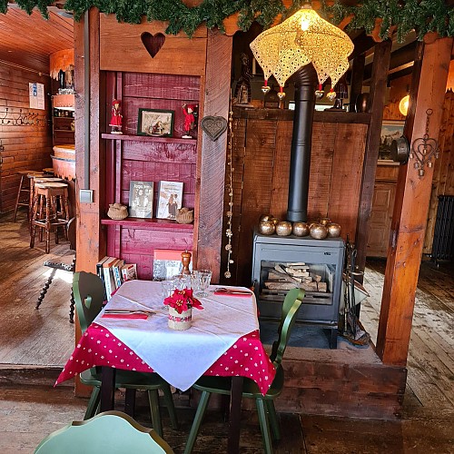 Chez Alcide" restaurant