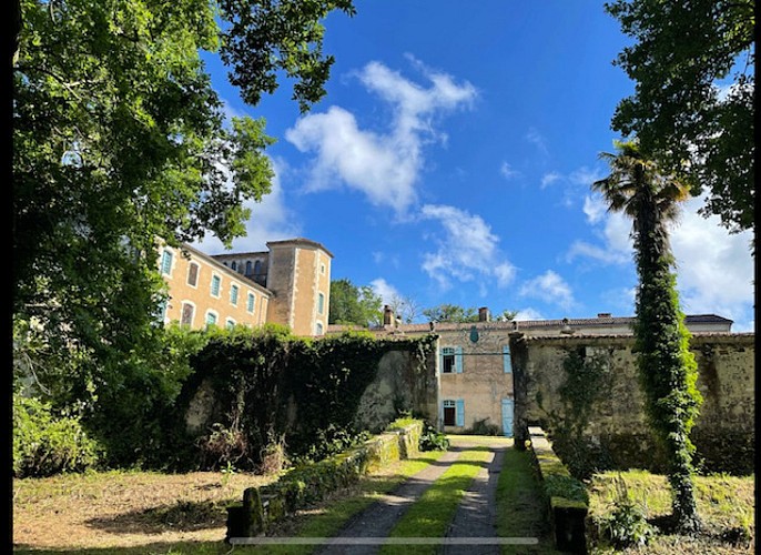 20250703_com_photo_entree_domaine_array_dou_sou_c_array_dou_sou_640x467