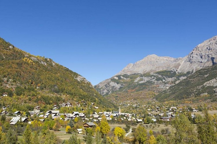 Village de Vallouise vu de loin