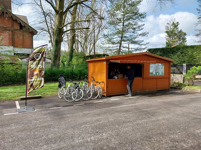 Chalet de prêt de vélos - Parc de la Taffarette