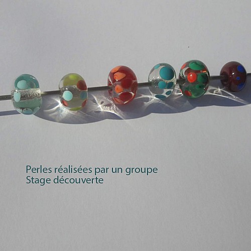 SB Creatrice de bijoux Stagiaire perles réalisé groupe