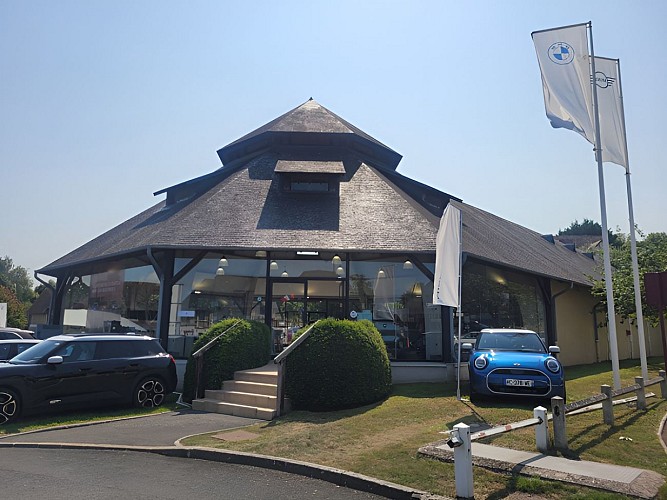 Normandy Avenue - BMW - MINI