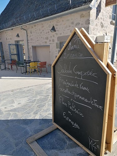 À la Mais'Omps