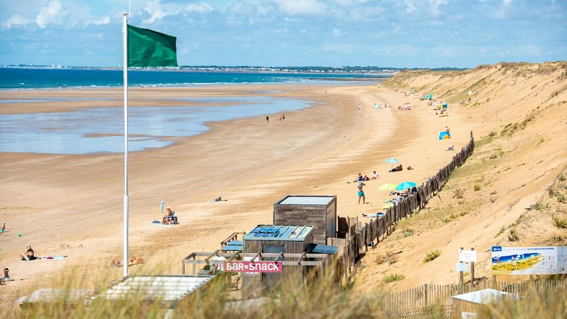 Poste de secours Plage de Sauveterre