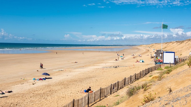 Poste de secours Plage de Sauveterre
