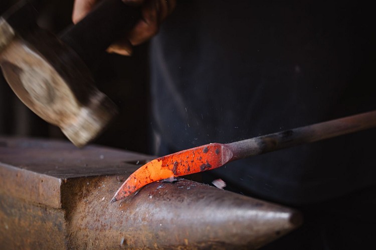 INITIATION À LA FORGE