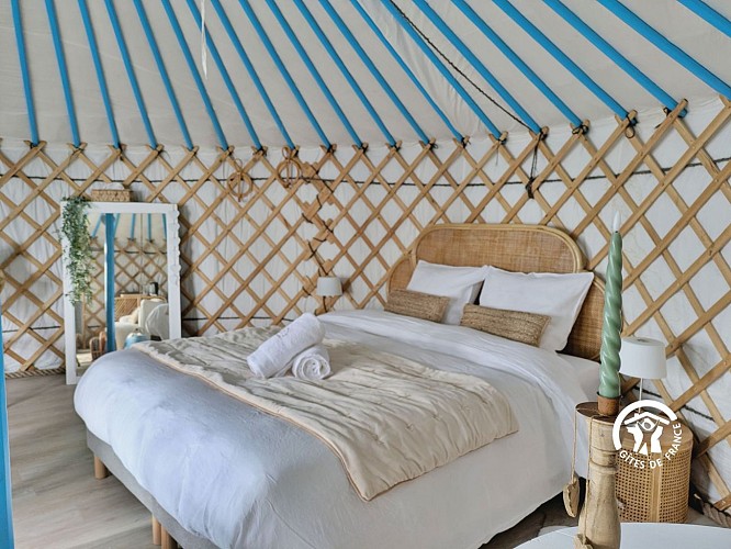 RÊVER AILLEURS, 4 INSOLITES, 12 PERS