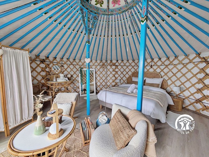 RÊVER AILLEURS, 4 INSOLITES, 12 PERS