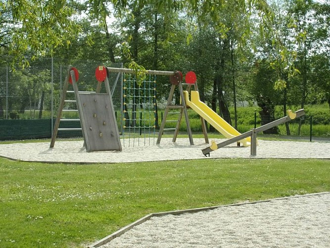 Camping des Bords de l'Huisne