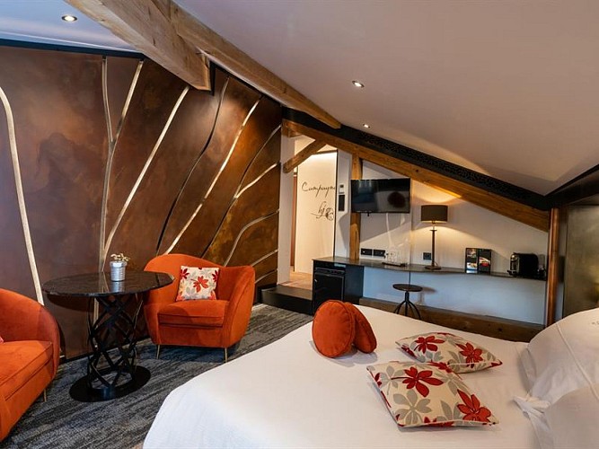 Le Domaine du Haut Jardin Hôtel Spa and private Jacuzzi cottages