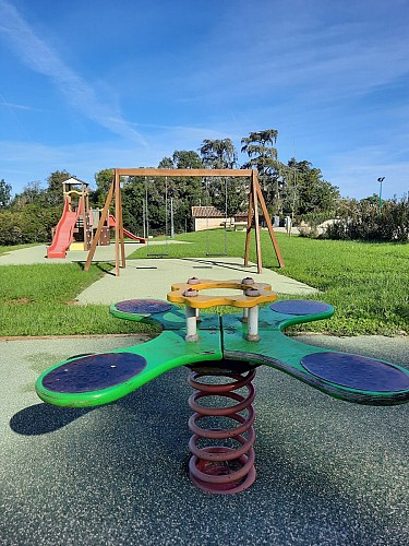 Aire de pique-nique - Castéra-Bouzet