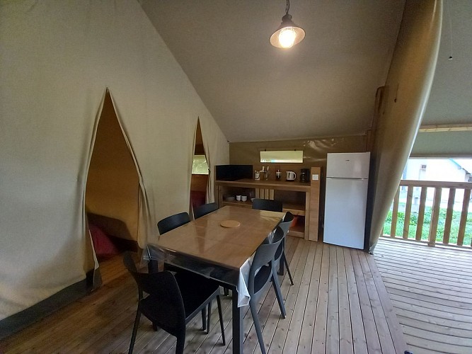 Tentes Lodges au Camping Lomagnol