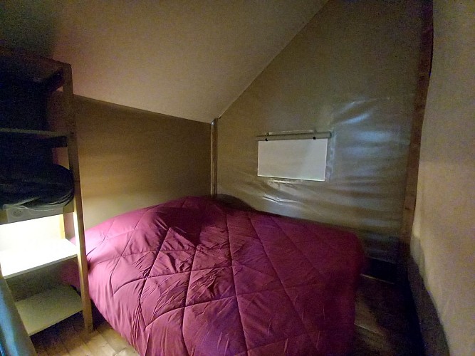 Tentes Lodges au Camping Lomagnol