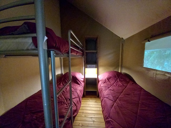 Tentes Lodges au Camping Lomagnol