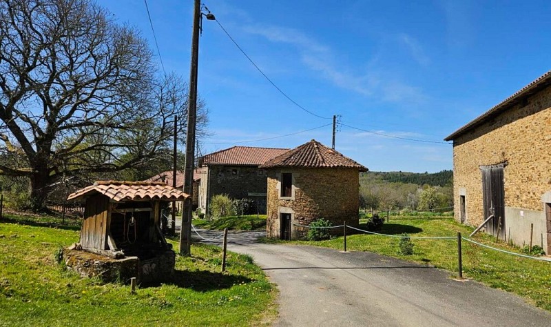 Puit et Clédier de Chambinaud 1 - Sirtaqui