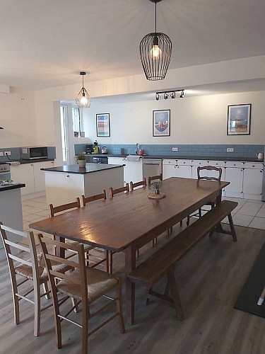 l-absie-gite-de-la-moriniere-salle-a-manger