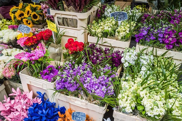 Marché aux fleurs & gourmandises