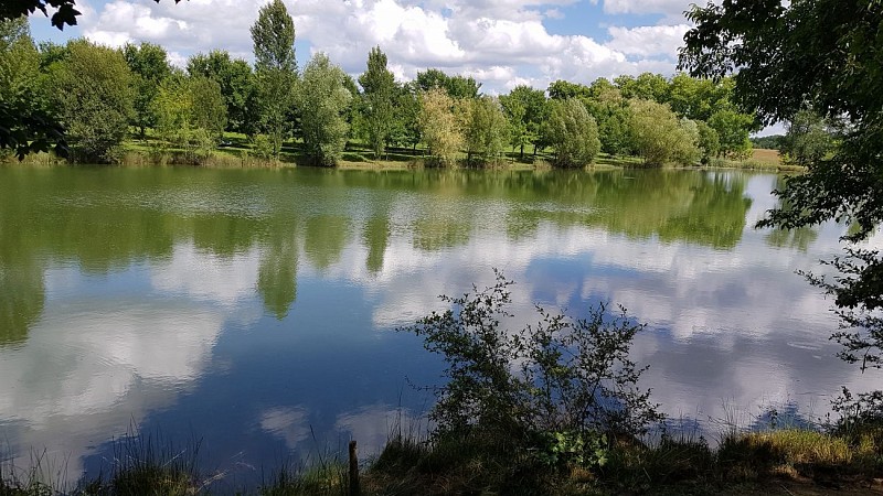 Ponton de pêche de Puylaroque