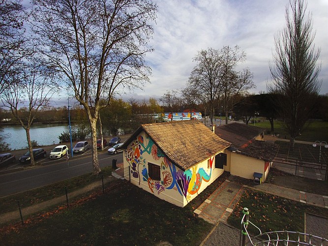Fresque Murale : La créature du lac de Virginie LOZE