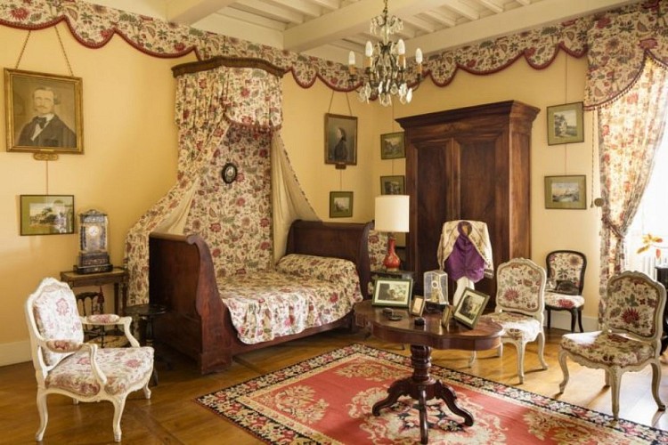 Casos Castillo - Jardines