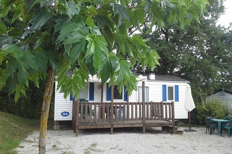 Camping du Lac de Parisot