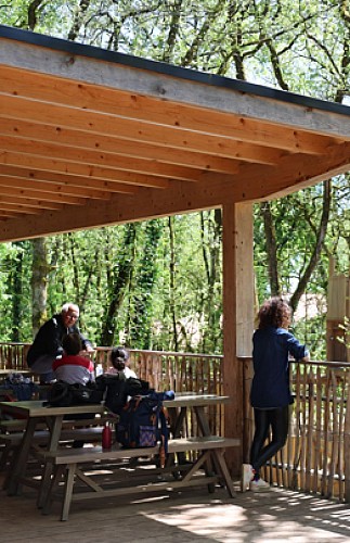 Aire de pique-nique de la Grotte du Bosc