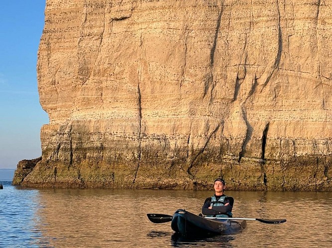 Découverte des arches et de l'aiguille d'Étretat en kayak