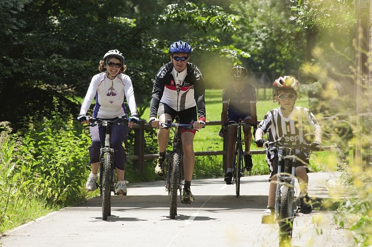 Lac de L'Isle-Jourdain