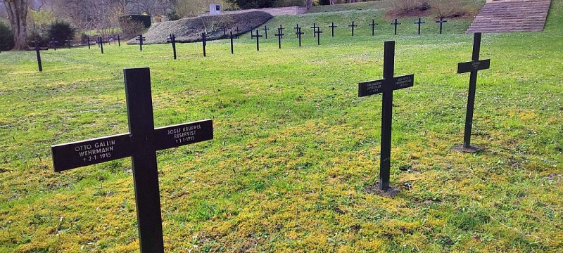 Viéville sous les Côtes - Cimetière militaire allemand de la guerre de 1914-1918.