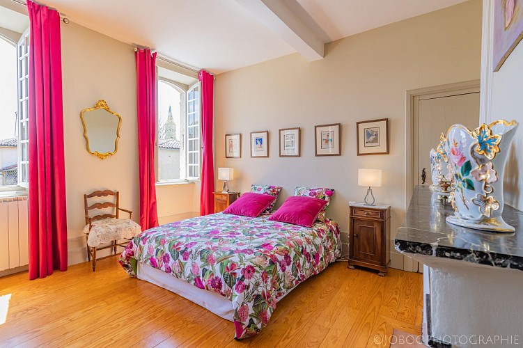 8. CHAMBRE ROSE  Ostal Cassinia-313