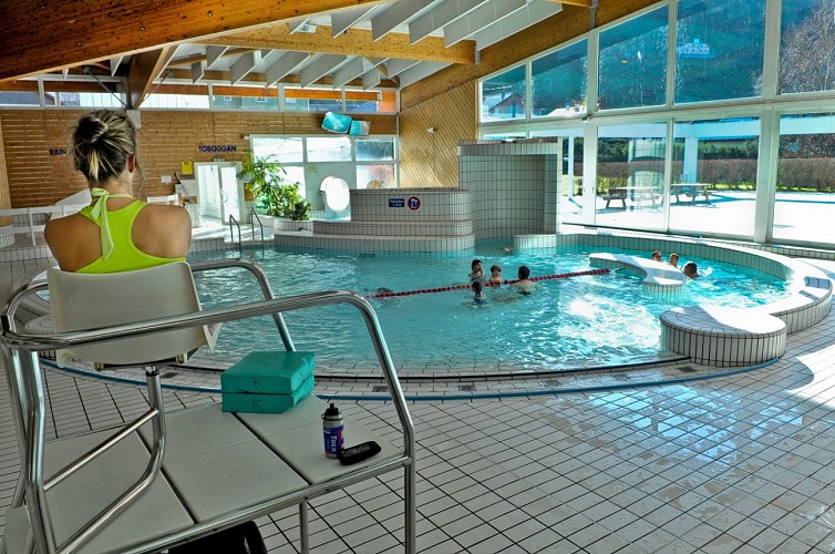 Complexe piscine loisirs