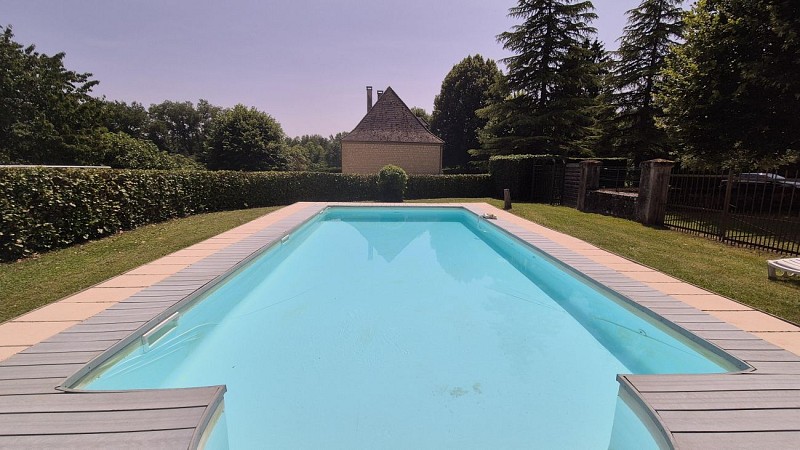 Gîte Les Glycines piscine privée