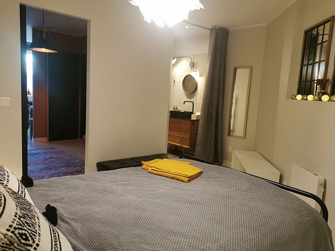 IMG_20250401_202235_1_edit_356118169296179